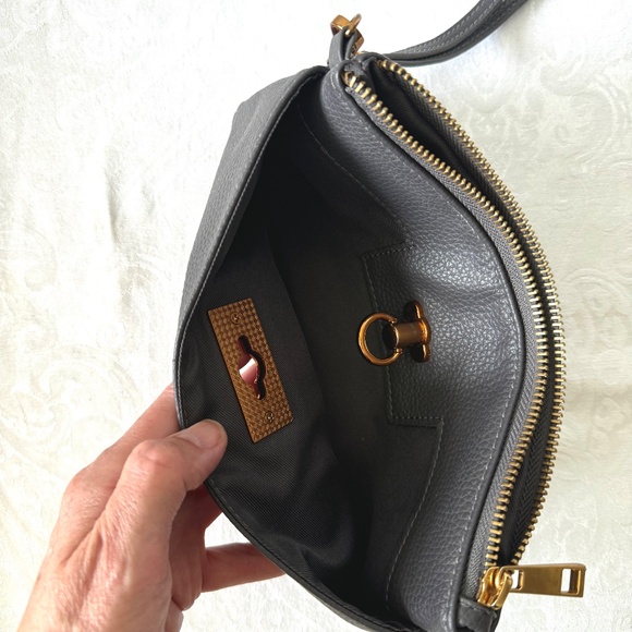 Love & Lore wristlet clutch grey with copper fastener, grey vegan leather - Picture 5 of 8